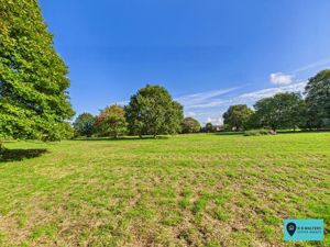 Land - click for photo gallery
